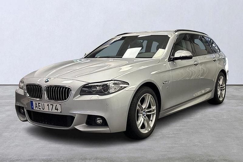 Silver Begagnad 2013 BMW 528 M Sport Kombi | 199 000 kr (Dyr) - Bild 1/4
