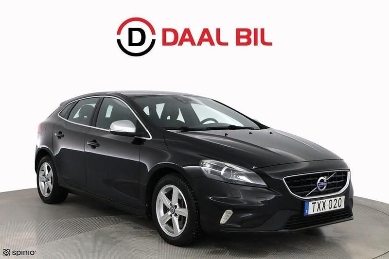 Begagnad Volvo V40 R-Design 120 HK (88 kW) 2016 Svart Halvkombi