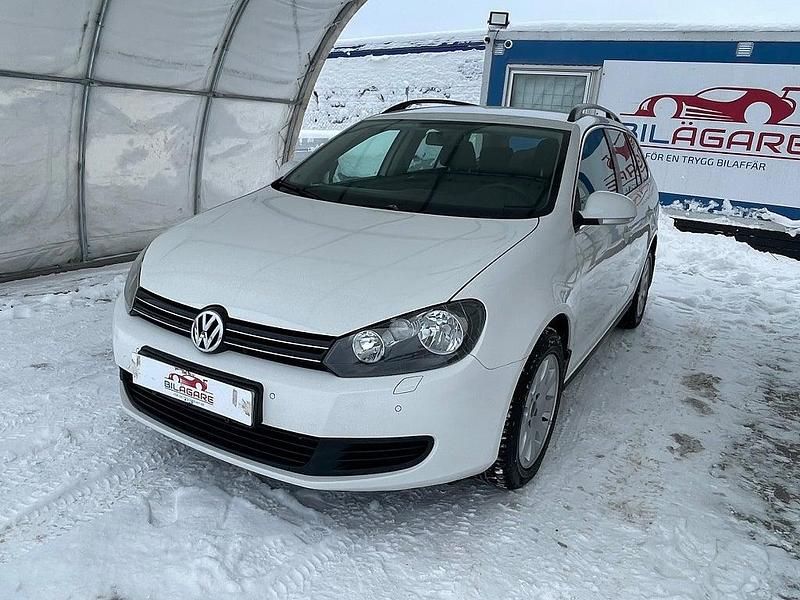Vit Begagnad 2011 VW Golf S Kombi | 39 900 kr (Marknadspris) - Bild 1/4