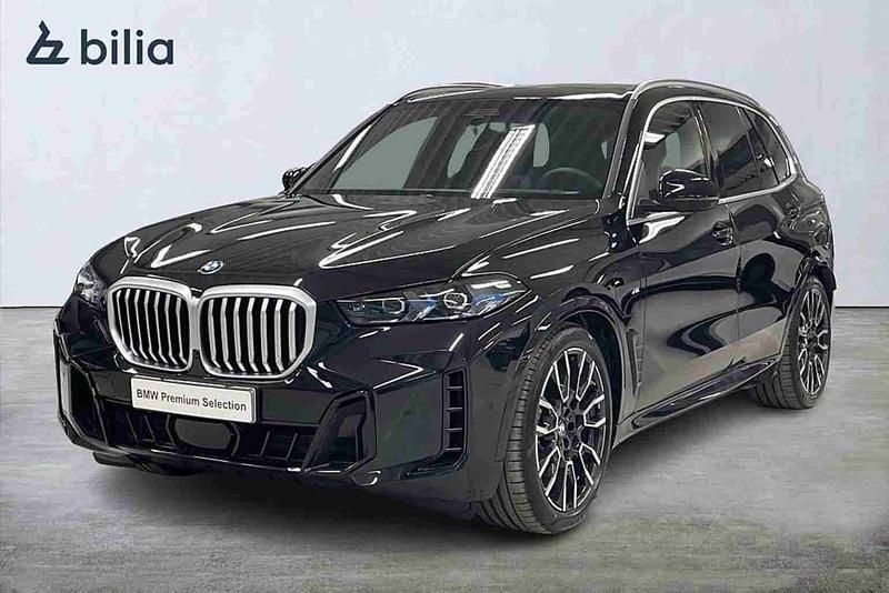 Svart Begagnad 2025 BMW X5 SUV | 1 039 900 kr (Lite dyr) - Bild 1/1
