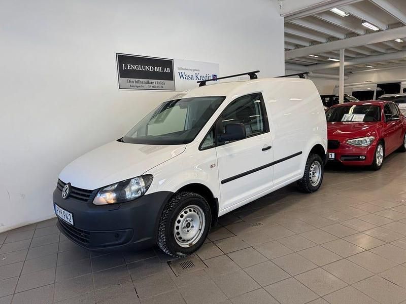 Vit Begagnad 2015 VW Caddy Minibuss | 139 900 kr (Marknadspris) - Bild 1/4