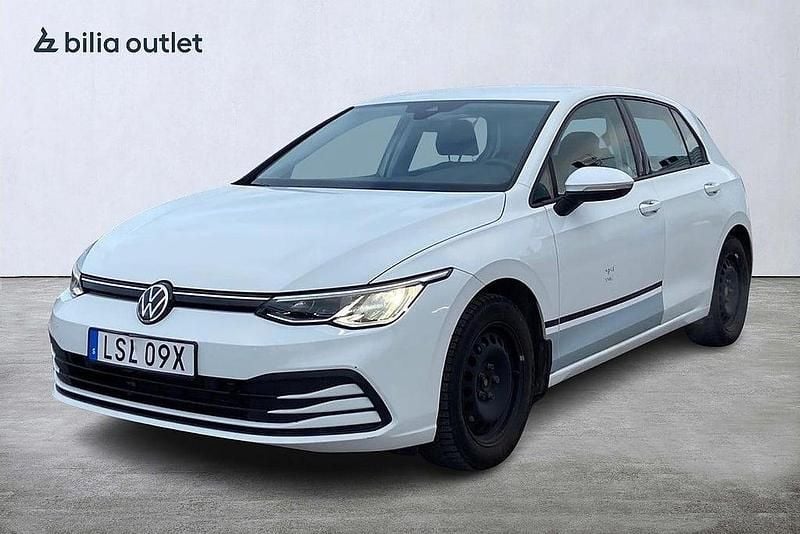 Vit Begagnad 2022 VW Golf VIII Halvkombi | 164 900 kr (Bra pris) - Bild 1/4