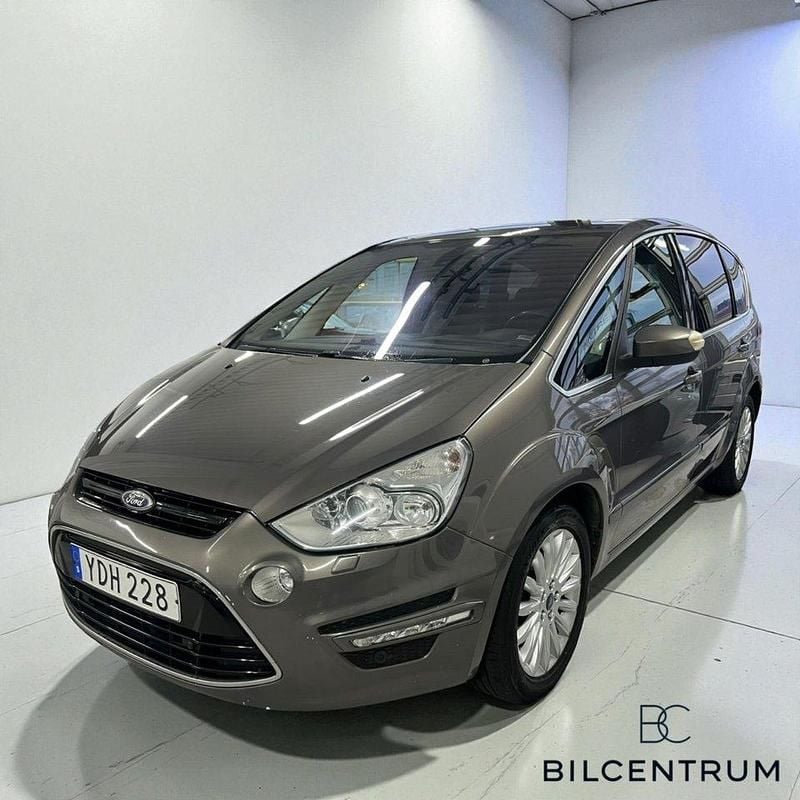 Grå Begagnad 2012 Ford S-MAX S Minibuss | 49 900 kr (Bra pris) - Bild 1/4