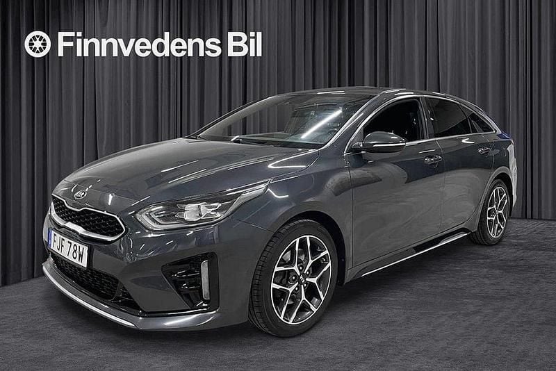 Grå Begagnad 2019 Kia Ceed Kombi | 198 800 kr (Marknadspris) - Bild 1/4