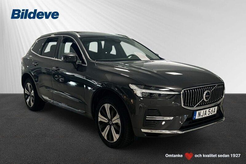 Grå Begagnad 2023 Volvo XC60 Core SUV | 489 900 kr (Bra pris) - Bild 1/4