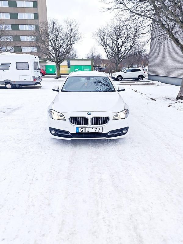 Begagnad BMW 520 190 HK (139 kW) 2016 Metallic Kombi