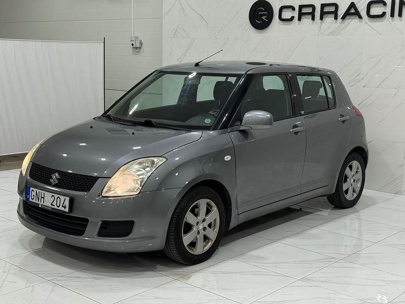 Begagnad Suzuki Swift 92 HK (67 kW) 2007 Silver Halvkombi