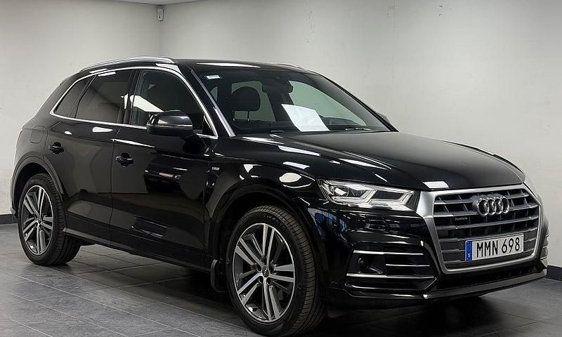 Svart Begagnad 2017 Audi Q5 S-Line SUV | 309 900 kr (Dyr) - Bild 1/4