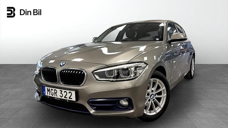 Begagnad BMW 116 Sport Line 116 HK (85 kW) 2016 Silver Halvkombi