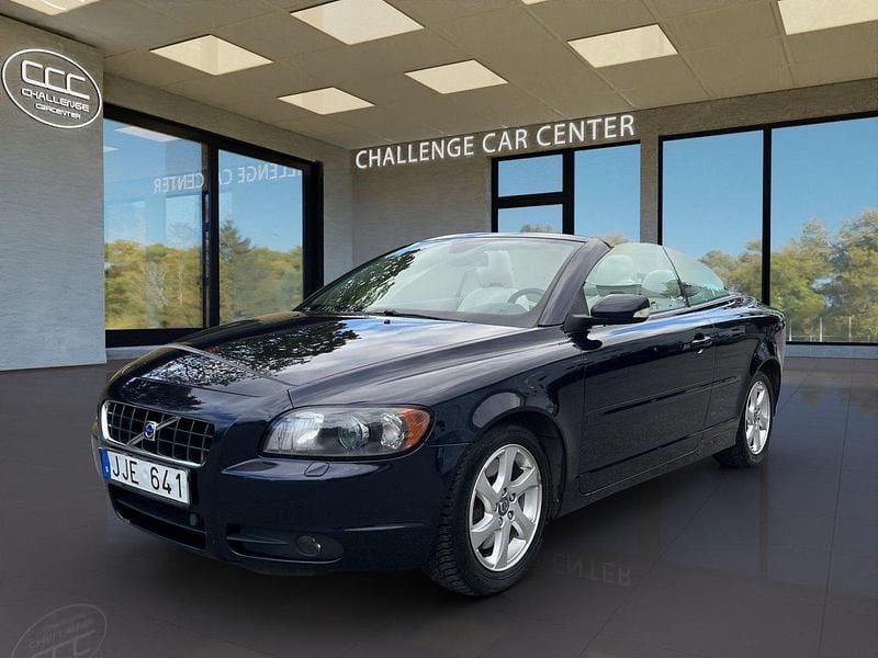 Mörkblå Begagnad 2007 Volvo C70 Summum Cab | 139 900 kr (Marknadspris) - Bild 1/4
