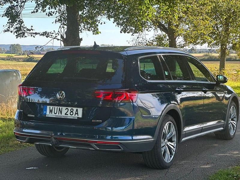 Begagnad VW Passat Alltrack 190 HK (139 kW) 2019 Blå Kombi