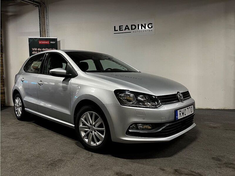 Silver Begagnad 2015 VW Polo Halvkombi | 89 900 kr (Marknadspris) - Bild 1/4