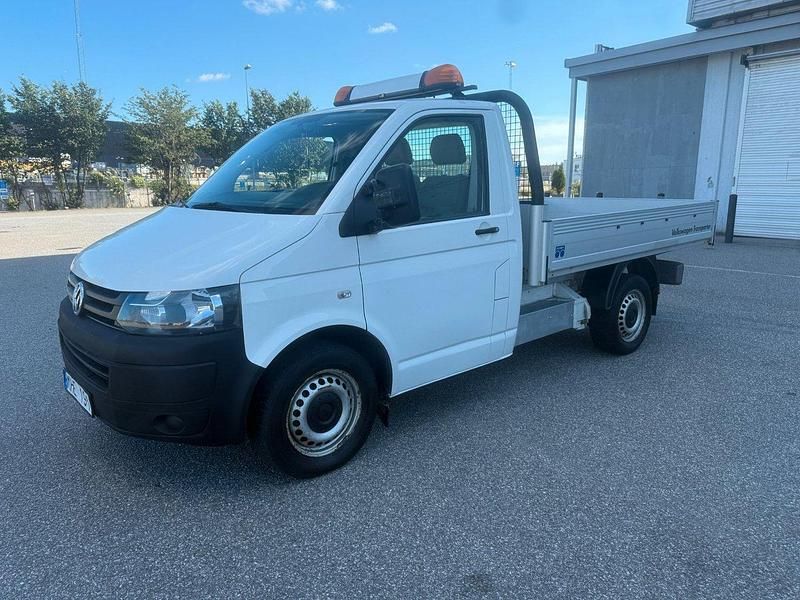 Vit Begagnad 2012 VW T5 Van | 89 900 kr (Bra pris) - Bild 1/4
