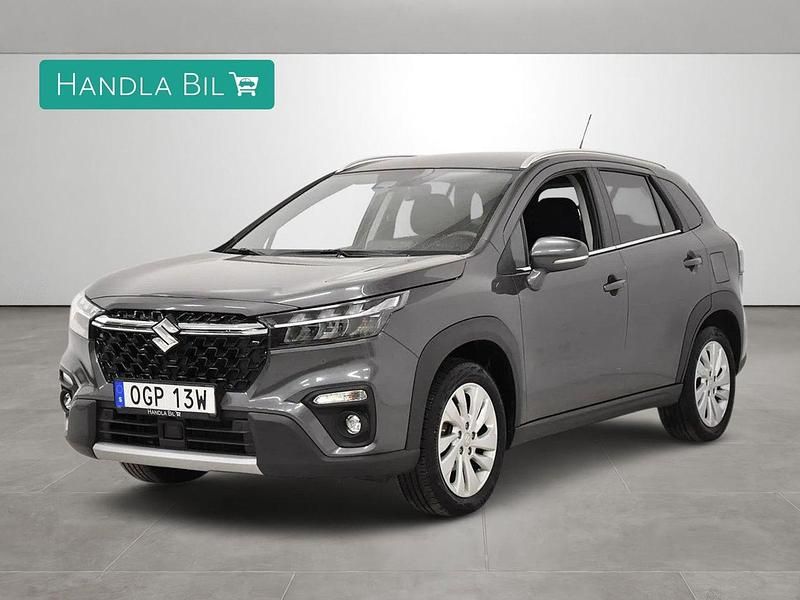 Grå Begagnad 2023 Suzuki SX4 S-Cross SUV | 249 900 kr (Marknadspris) - Bild 1/4