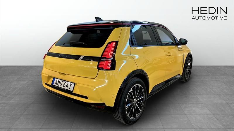 Begagnad Renault 5 E-Tech 11 kW (15 HK) 2025 Gul