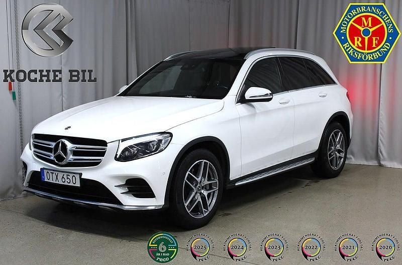 Vit Begagnad 2018 Mercedes GLC220 SUV | 309 900 kr (Marknadspris) - Bild 1/4