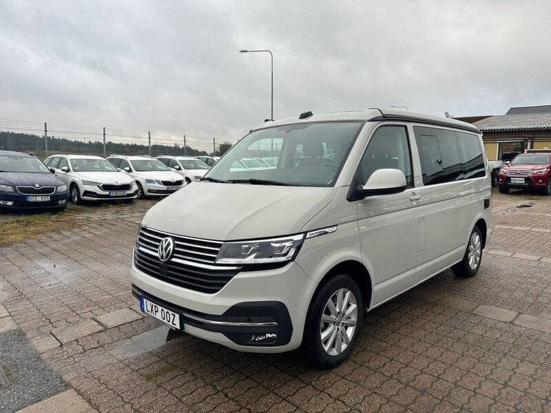 Vit Begagnad 2021 VW T6.1 California Van | 849 900 kr - Bild 1/4