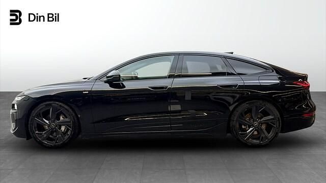 Begagnad Audi e-tron Sportback S-Line 314 kW (428 HK) 2025 Mytsvart metallic SUV