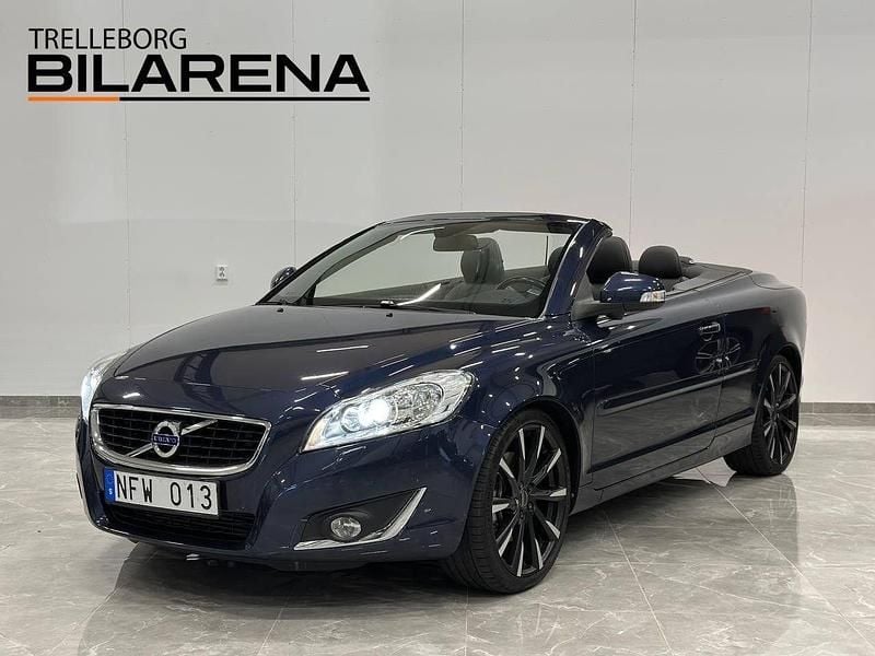 Blå Begagnad 2013 Volvo C70 Summum Cab | 194 900 kr (Marknadspris) - Bild 1/4