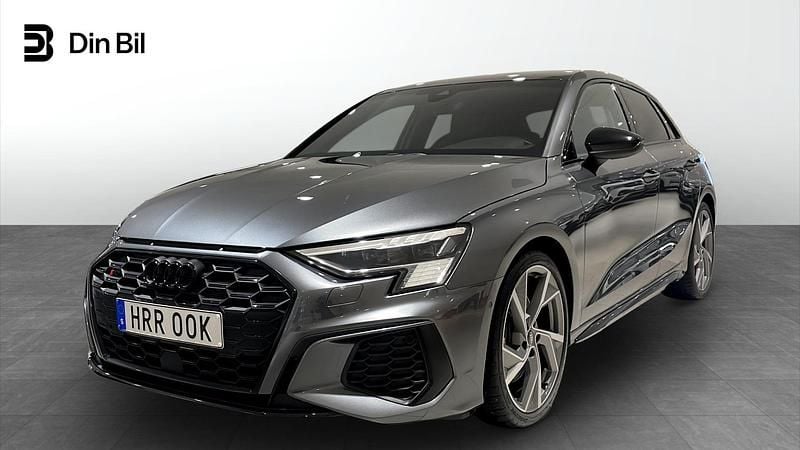 Grå Begagnad 2023 Audi S3 Premium | 419 000 kr - Bild 1/4