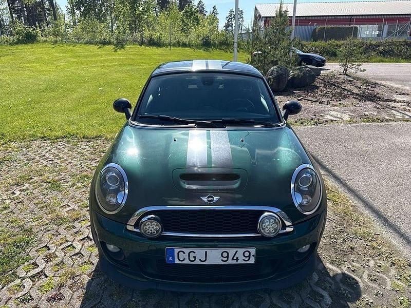 Begagnad Mini Cooper SD 143 HK (105 kW) 2012 Grön Halvkombi