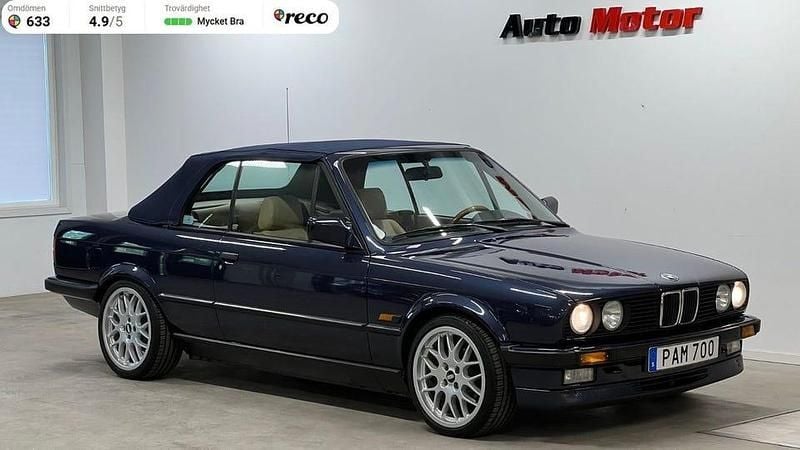 Begagnad BMW 325 170 HK (125 kW) 1988 Blå Cab