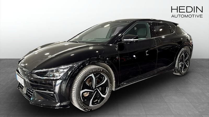 Svart metallic Begagnad 2022 Kia EV6 GT-Line SUV | 399 900 kr (Marknadspris) - Bild 1/4