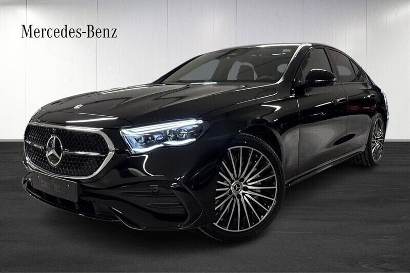 Svart (black) Begagnad 2025 Mercedes E300 AMG line Sedan | 739 900 kr (Marknadspris) - Bild 1/4