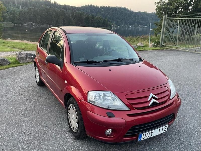 Röd Begagnad 2007 Citroën C3 Halvkombi | 18 500 kr (Marknadspris) - Bild 1/4
