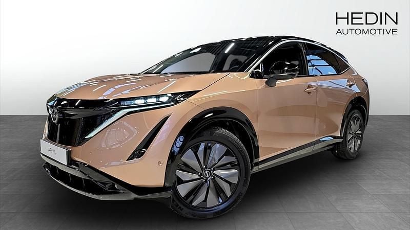 Svart Begagnad 2024 Nissan Ariya SUV | 463 500 kr - Bild 1/4