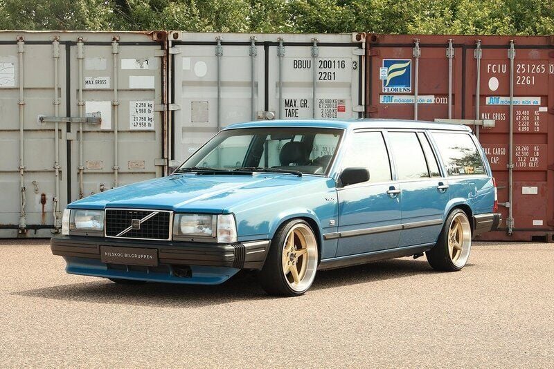 Blå Begagnad 1987 Volvo 740 Kombi | 159 900 kr - Bild 1/4