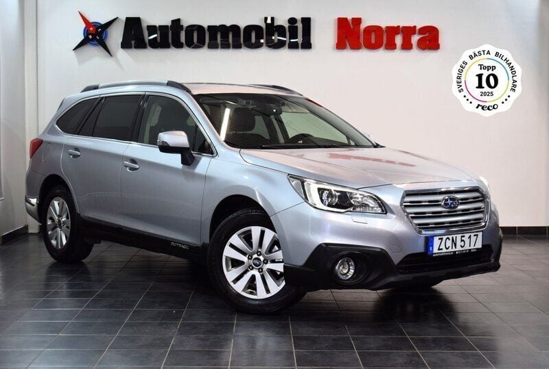 Silver Begagnad 2017 Subaru Outback SUV | 154 700 kr (Bra pris) - Bild 1/3