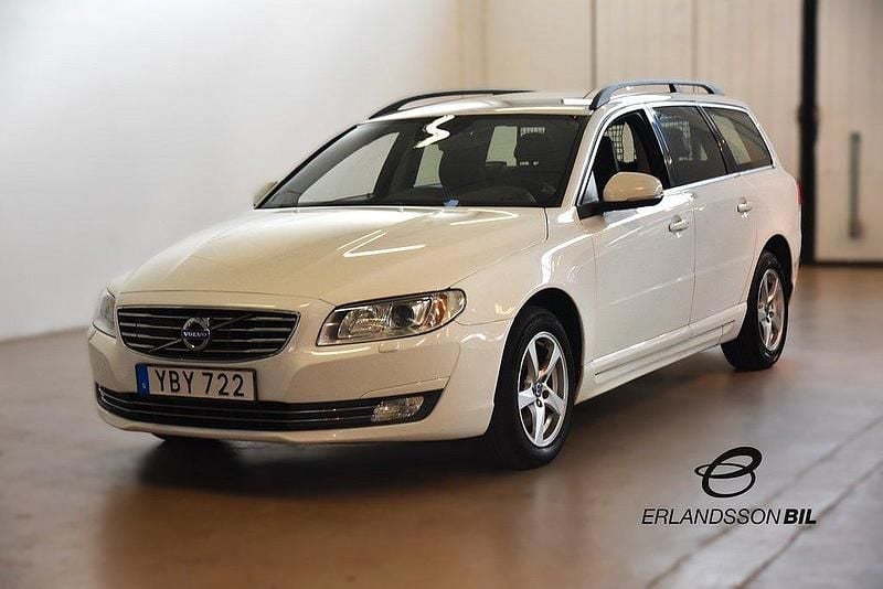 Vit Begagnad 2016 Volvo V70 Momentum Kombi | 119 900 kr (Bra pris) - Bild 1/4