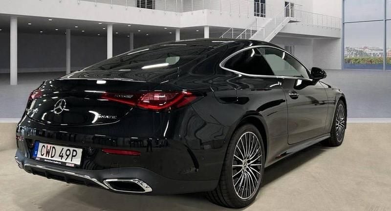 Begagnad Mercedes CLE300 Premium 258 HK (189 kW) 2024 Svart Sportkupé