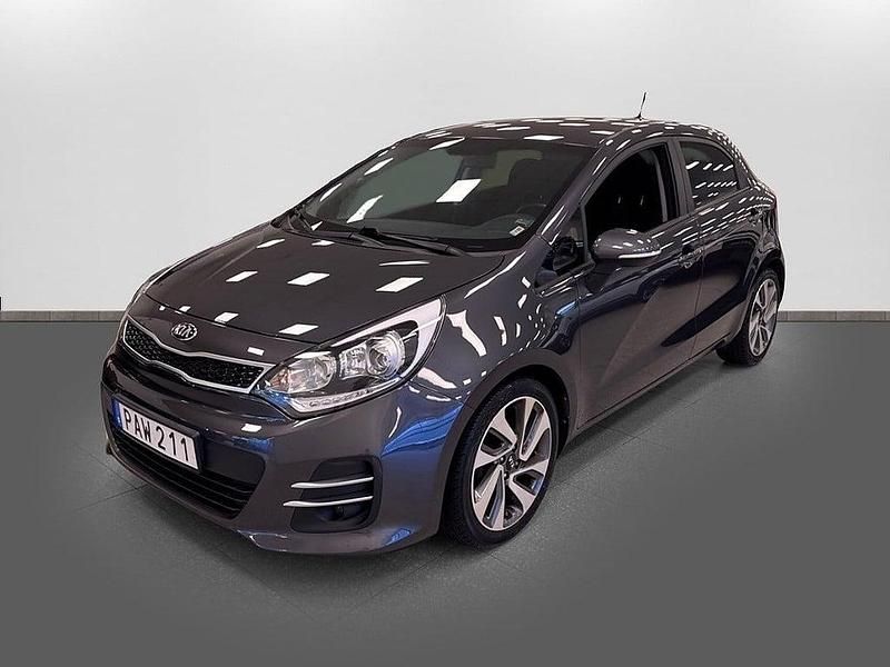 /abt/ platinum graphite Begagnad 2016 Kia Rio Halvkombi | 99 900 kr (Lite dyr) - Bild 1/4
