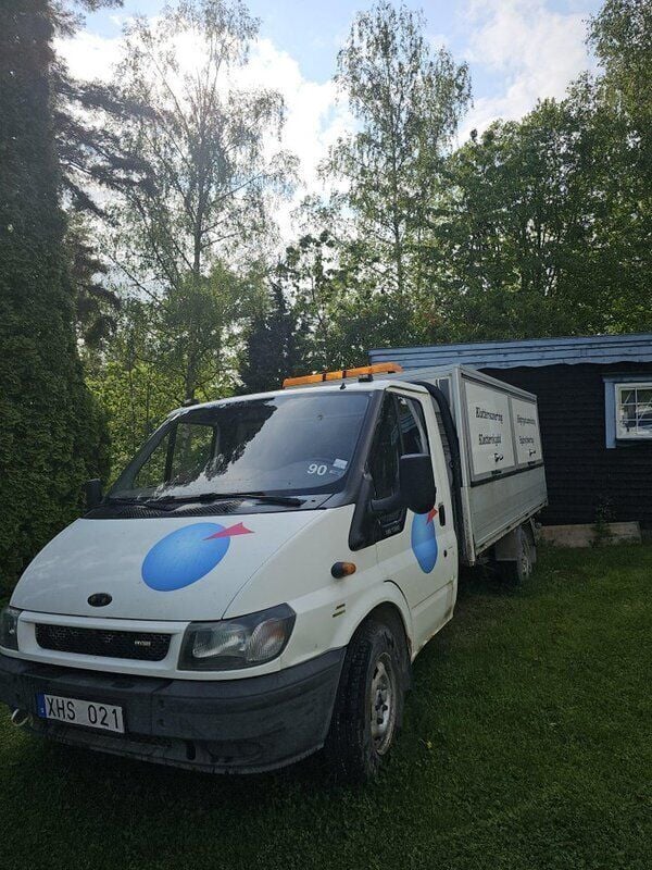 Vit Begagnad 2006 Ford Transit Sedan | 69 000 kr (Bra pris) - Bild 1/4