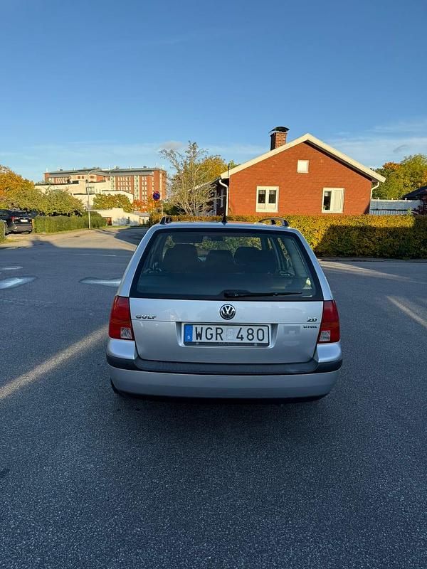 Begagnad VW Golf IV 116 HK (85 kW) 2005 Kombi