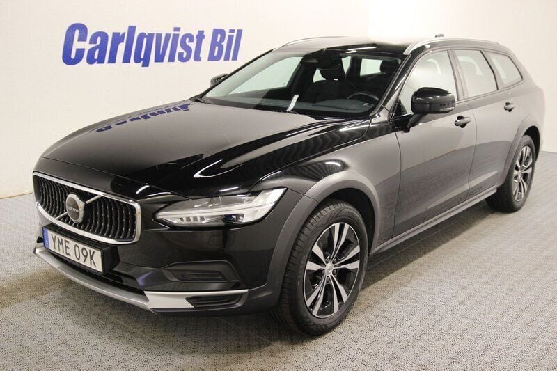 Svart Begagnad 2022 Volvo V90 CC Kombi | 355 000 kr (Marknadspris) - Bild 1/4