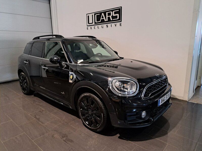 Svart Begagnad 2019 Mini Cooper Countryman Salt SUV | 195 000 kr (Marknadspris) - Bild 1/4