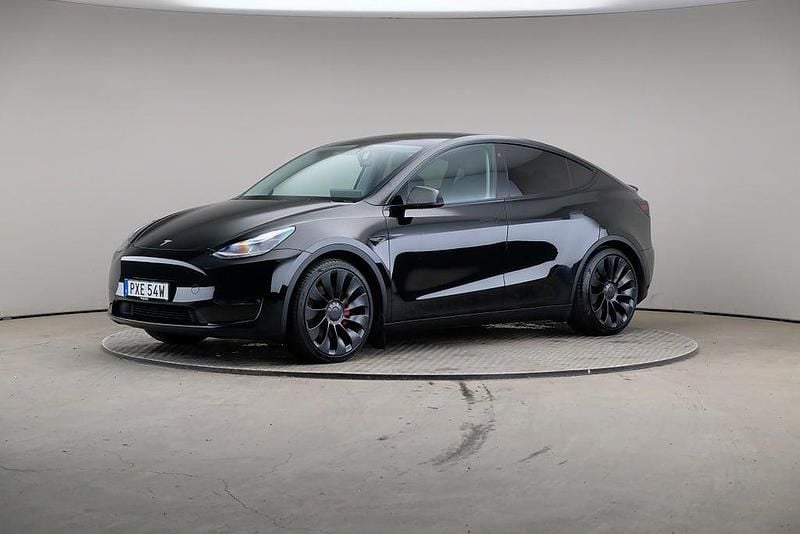 Begagnad Tesla Model Y Performance 392 kW (534 HK) 2023 Svart SUV