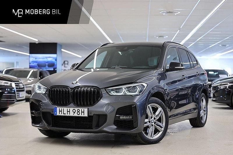 Grå Begagnad 2019 BMW X1 M Sport SUV | 279 900 kr (Lite dyr) - Bild 1/3