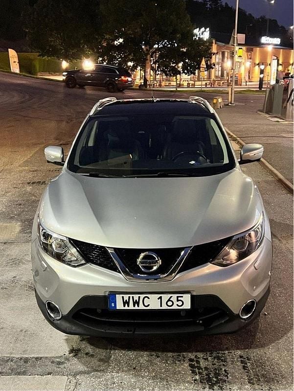 Silver Begagnad 2014 Nissan Qashqai SUV | 104 000 kr (Bra pris) - Bild 1/4