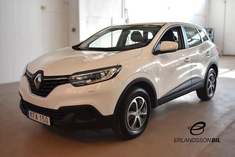 Vit Begagnad 2015 Renault Kadjar SUV | 89 900 kr (Marknadspris) - Bild 1/4