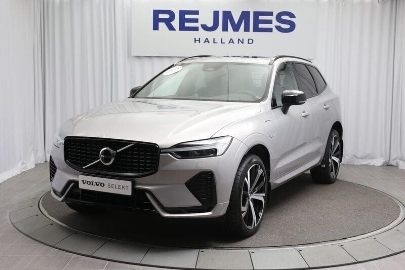 Silver Begagnad 2022 Volvo XC60 R-Design SUV | 499 500 kr (Bra pris) - Bild 1/4