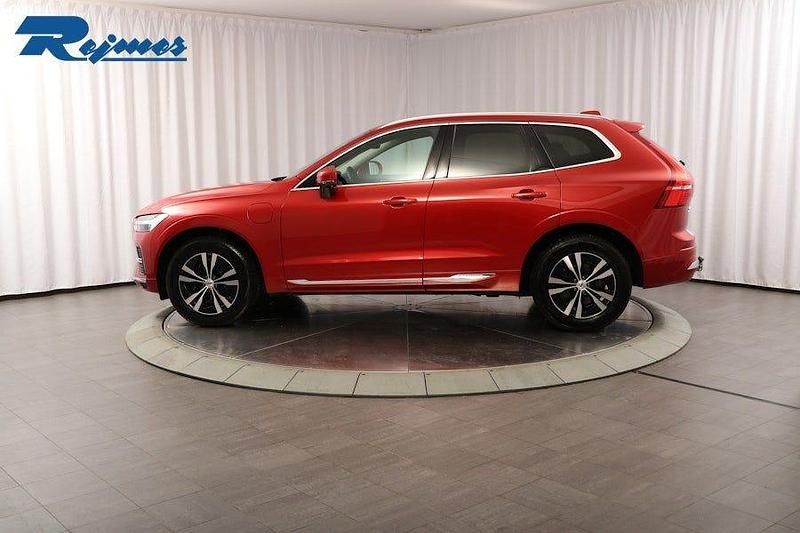 Begagnad Volvo XC60 Core 253 HK (186 kW) 2024 Fusion red metallic SUV