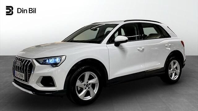 Begagnad Audi Q3 Advanced 150 HK (110 kW) 2024 Vit SUV