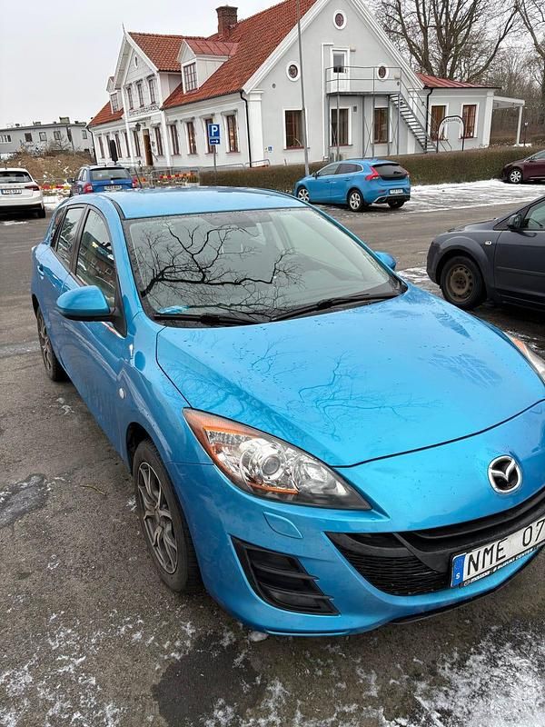Begagnad Mazda 3 Inclusive 105 HK (77 kW) 2009