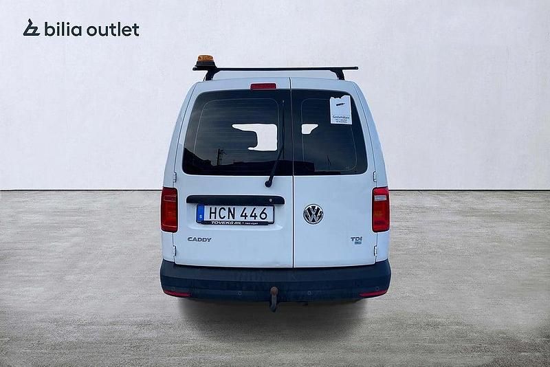 Begagnad VW Caddy Maxi 102 HK (75 kW) 2017 Vit Minibuss