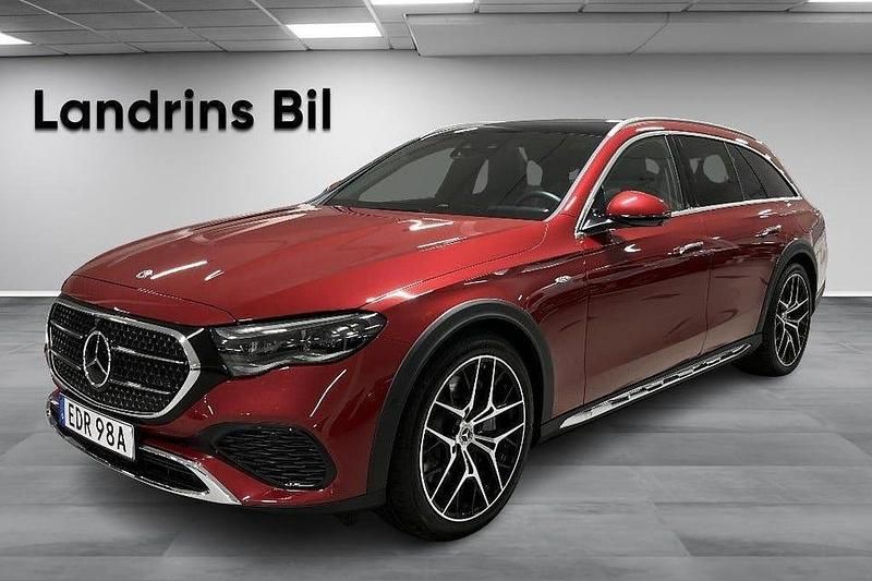 Manufaktur patagonienröd metallic Begagnad 2025 Mercedes E300 Kombi | 759 900 kr - Bild 1/4