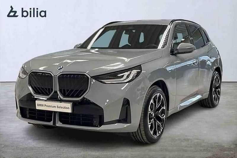 Grå Begagnad 2025 BMW X3 SUV | 629 900 kr - Bild 1/1